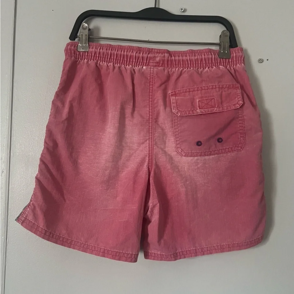 Vineyard Vines Men's Bright Pink Swim Trunks